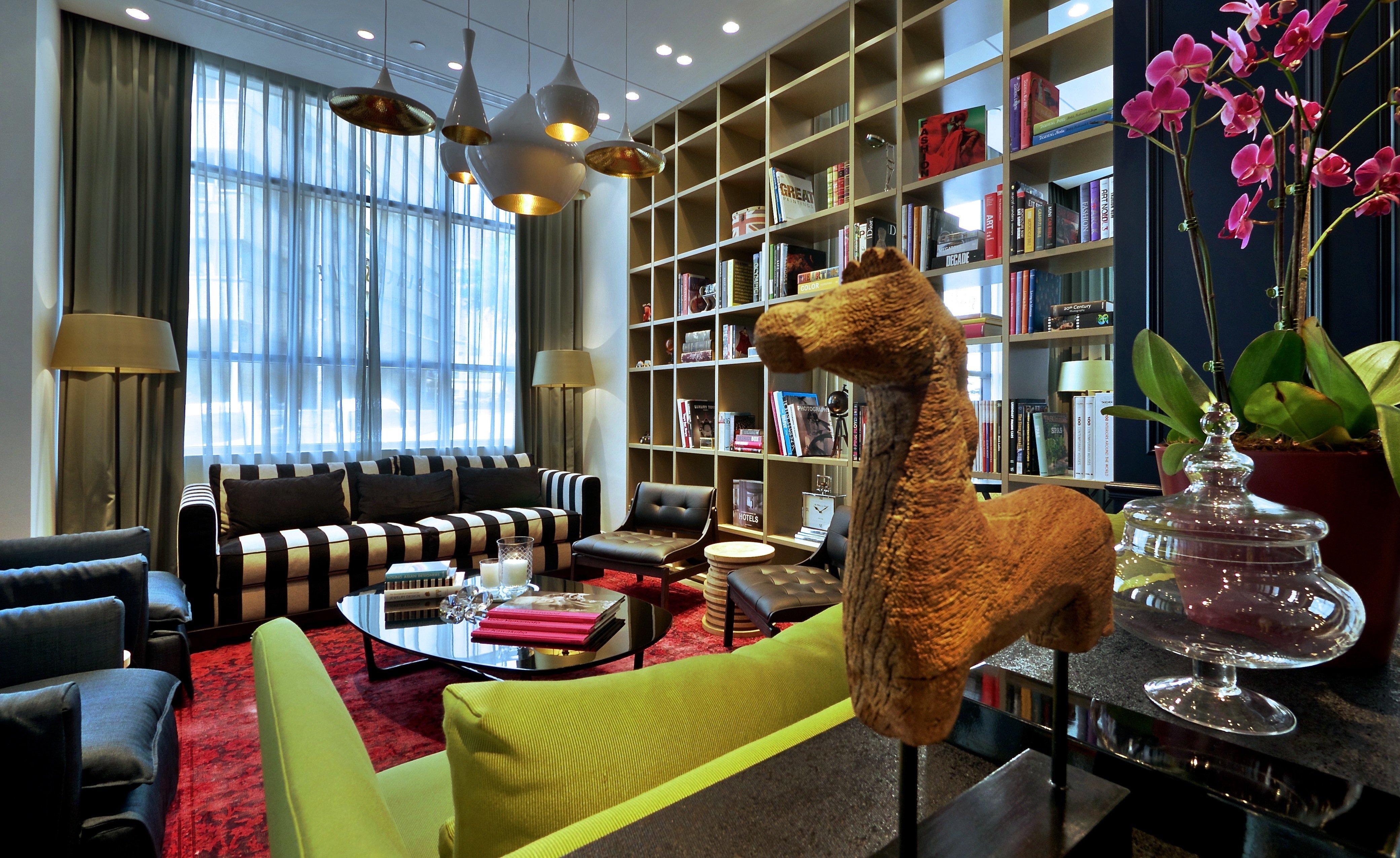 Hotel Indigo Tel Aviv - Diamond District By Ihg Giv'atayim Εξωτερικό φωτογραφία Library